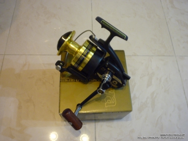 Daiwa Back Gold Series BG90大型直鉸.jpg