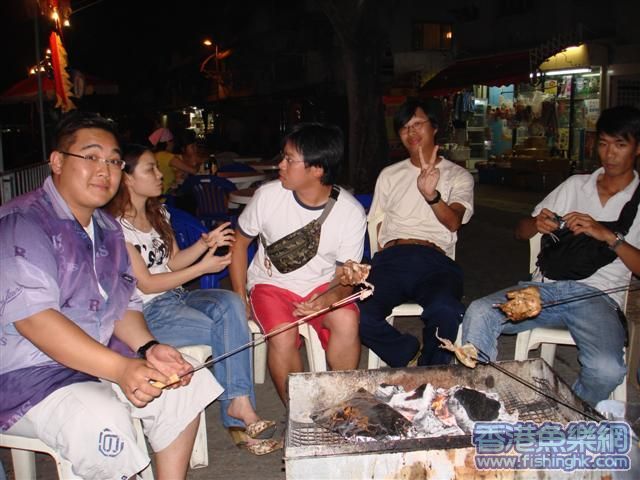 左起..釣魚郎Dom,尾長嫂,尾長,水星哥及恆版主大大