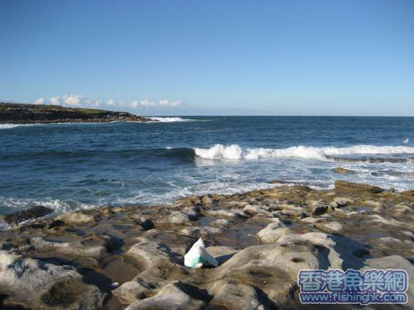水滿時釣兩尺水釣浪尾