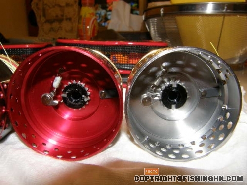左 3000 Fireblood , 右 3000 Technium