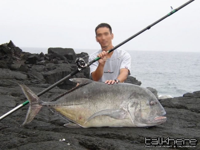 ulua-and-fisherman.jpg