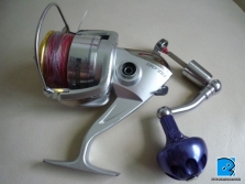 出讓Daiwa Freams 4000J.