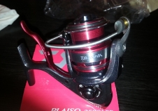 全新未用過daiwa Plaiso 2500lbd較